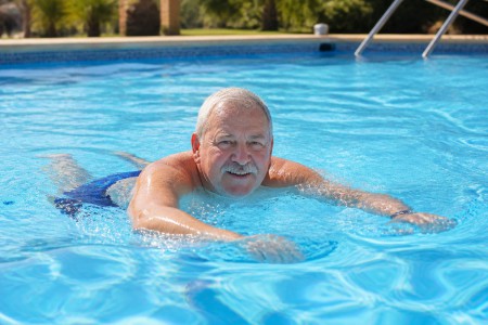 natation après 60 ans